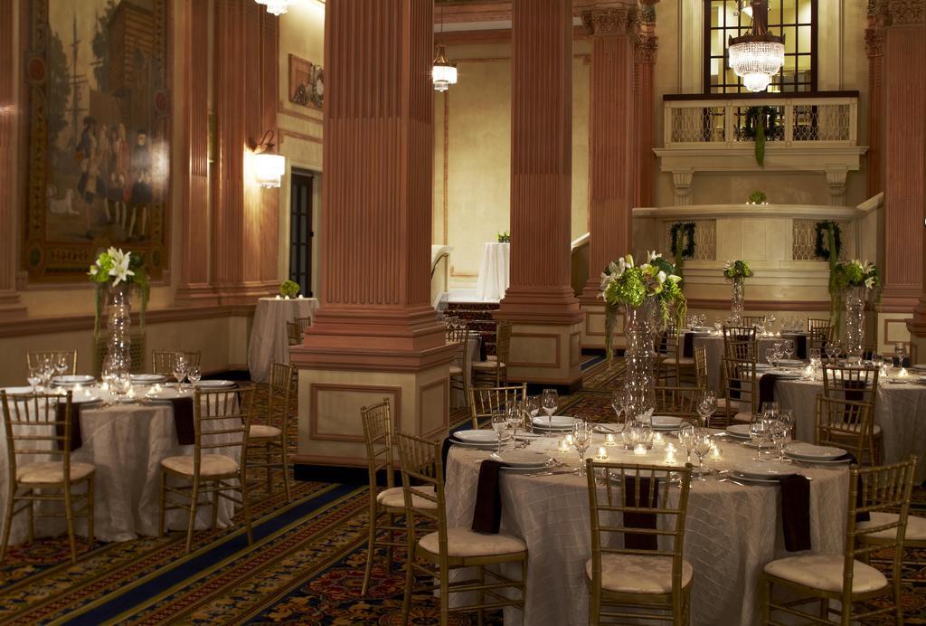 The Battle House Renaissance Mobile Hotel & Spa Bagian luar foto